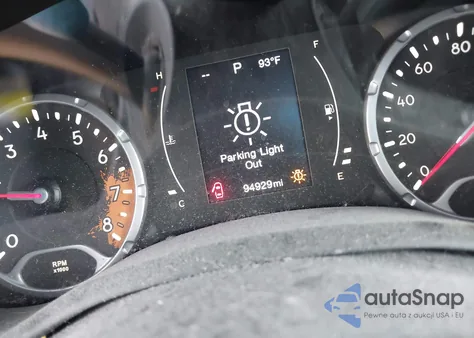 2015 Jeep Renegade Latitude z USA, uszkodzony, nr VIN ZACCJABT8FPB26567